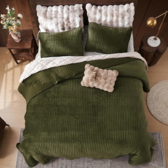 King Size Bed Army Green Striped Velvet Quilted Coverlet Bedspread Shams Set New - Picture 16 of 16